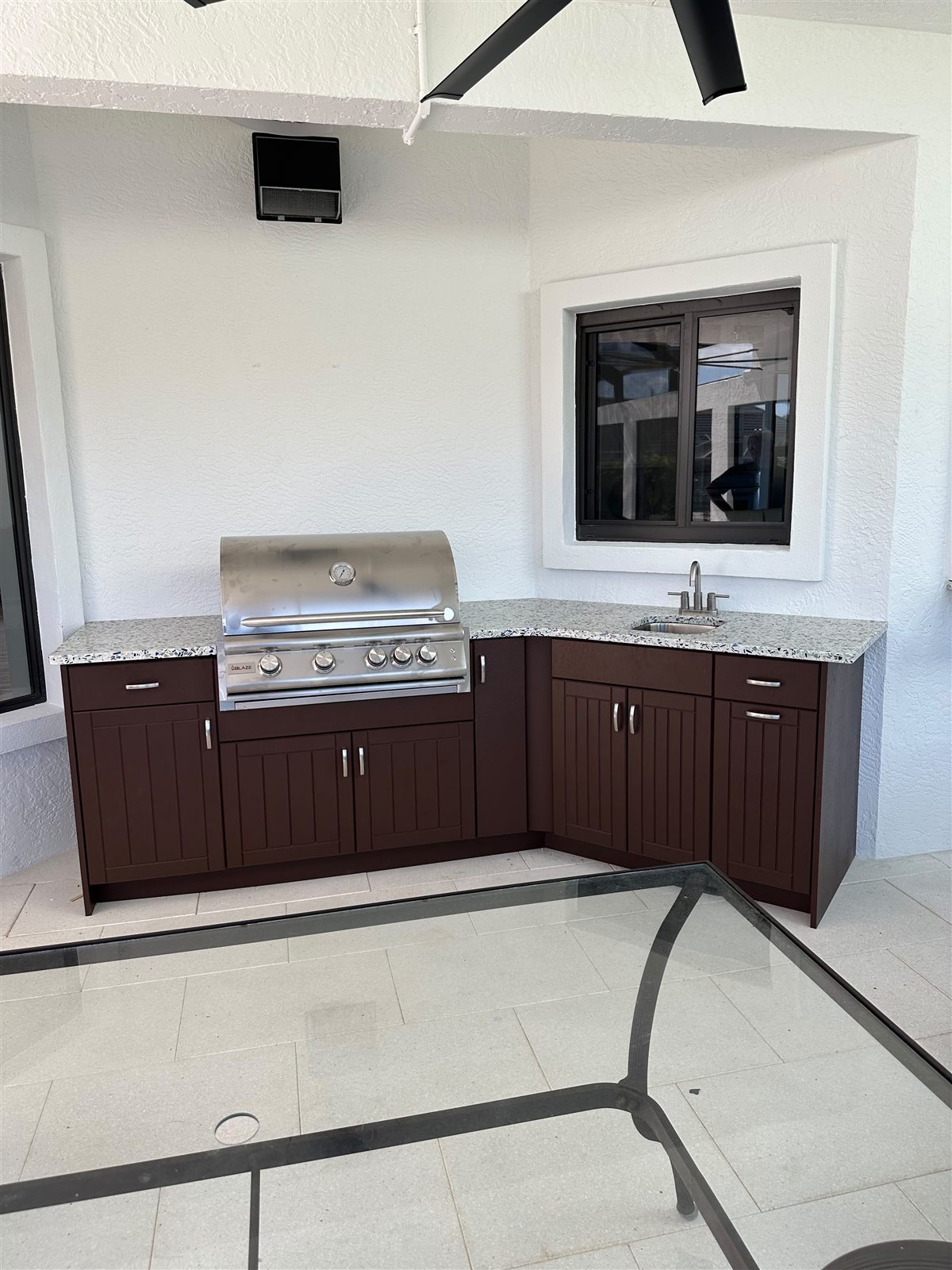 Espresso Corner outdoor kitchen by Bespoke Cabinets and Doors